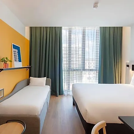 Adagio Access Centre Cathedrale فندق 3*